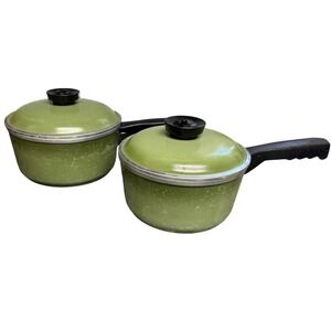 Vintage Club Aluminum Avocado Green Saucepan Set with Lids 2 Piece Retro MCM